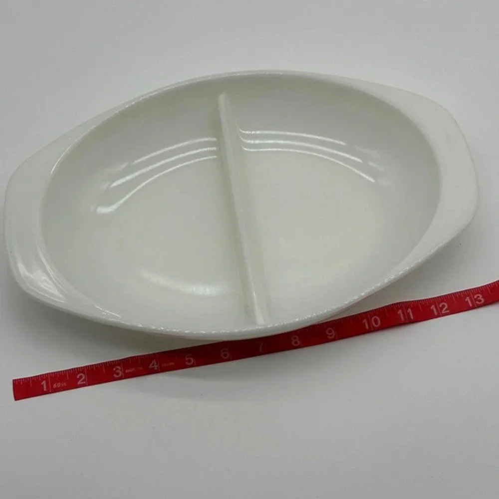 Vintage Pyrex White Milk Glass Divided Serving Dish Platter Bowl 1 1/2 QT #1083‎